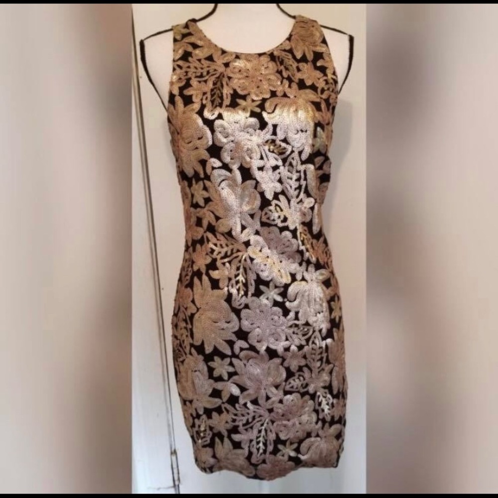 Romeo + Juliet Couture black gold sequins dress